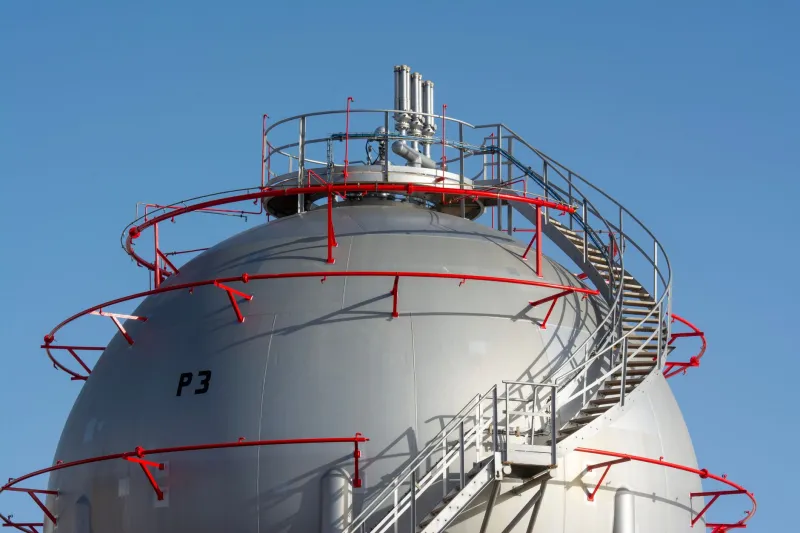 Last Plant Standing: The Hidden Economics of Fossil Fuel Generators in a Decarbonizing Grid